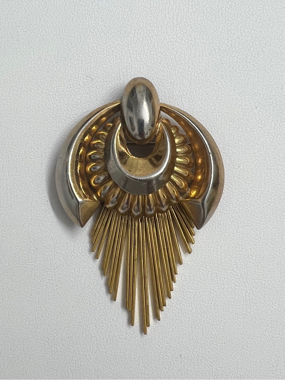 Coro • Vintage 1940s Pegasus Marked Two Tone Modernist Fringe Dangle Brooch Pin